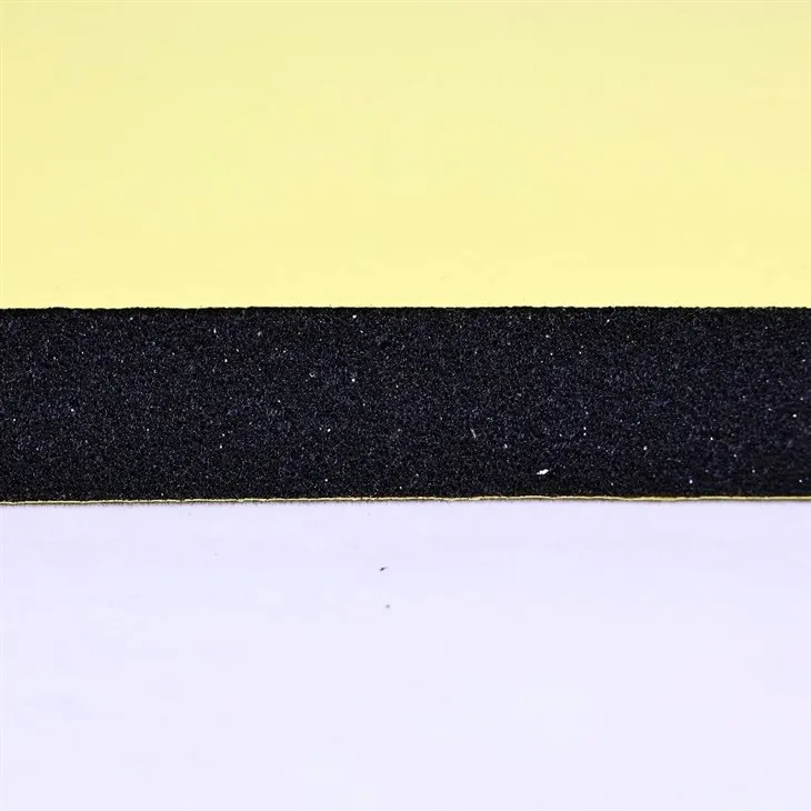 4(001)